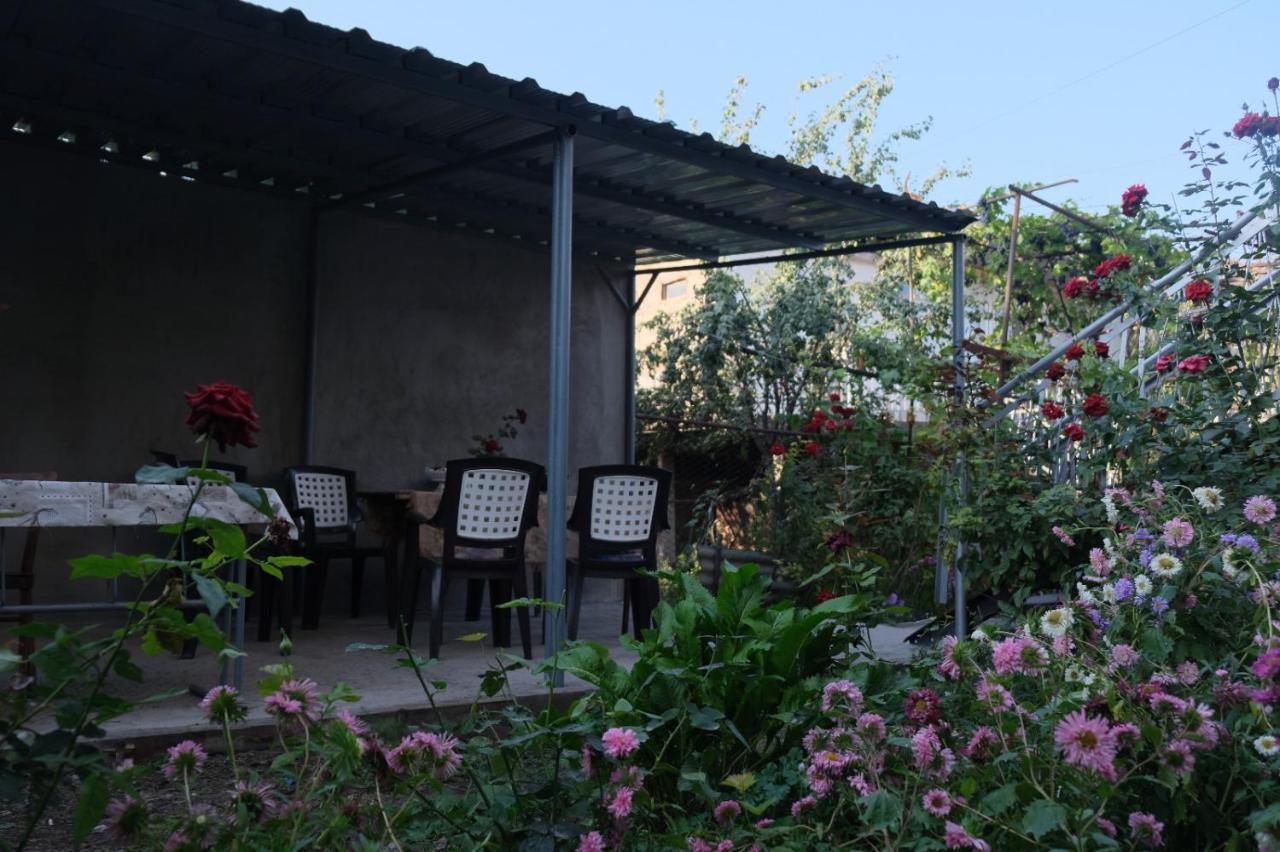 Center Ξενοδοχείο Goris Εξωτερικό φωτογραφία